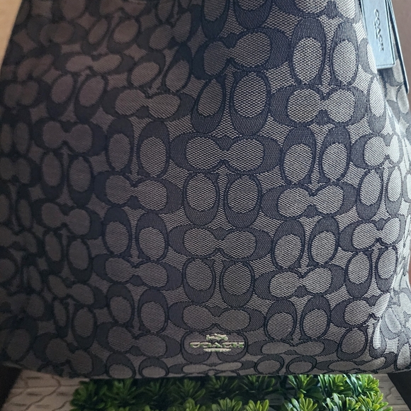 GUC Coach Signature Outline CELESTE Hobo Shoulder Bag - Picture 6 of 15